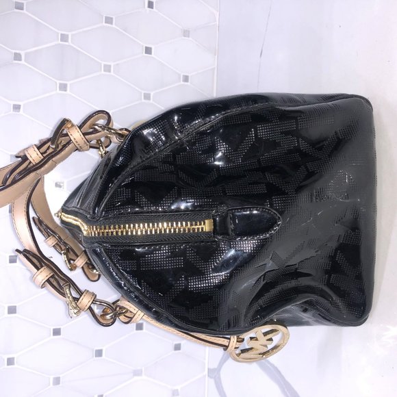 AUTHENTIC Michael Kors Medium Satchel - Picture 3 of 10